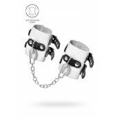 Бело-черные наручники с двумя ремешками и люверсами - Pecado - купить с доставкой в Нижнекамске