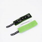 Черно-зеленые кожаные наручники с зеленой строчкой - Crazy Handmade - купить с доставкой в Нижнекамске