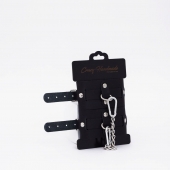 Черные кожаные оковы с хромированной фурнитурой - Crazy Handmade - купить с доставкой в Нижнекамске