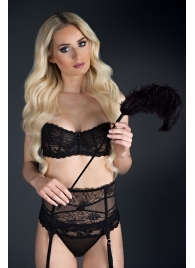 Стек с большим чёрным пером Large Feather Tickler - 65 см. - Blush Novelties - купить с доставкой в Нижнекамске